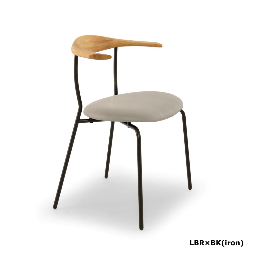 ダイニングチェア LiLi（リリ）  アームチェア 一人用 アイアン/ステンレス脚 合皮 ウォールナット オーク 