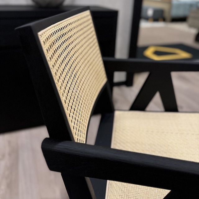 【3枚1100円】28 DAYS - スティーリング・チェアーズ songdreamオフィシャルショップ】PH28 V-leg chair Reproduct | チェア