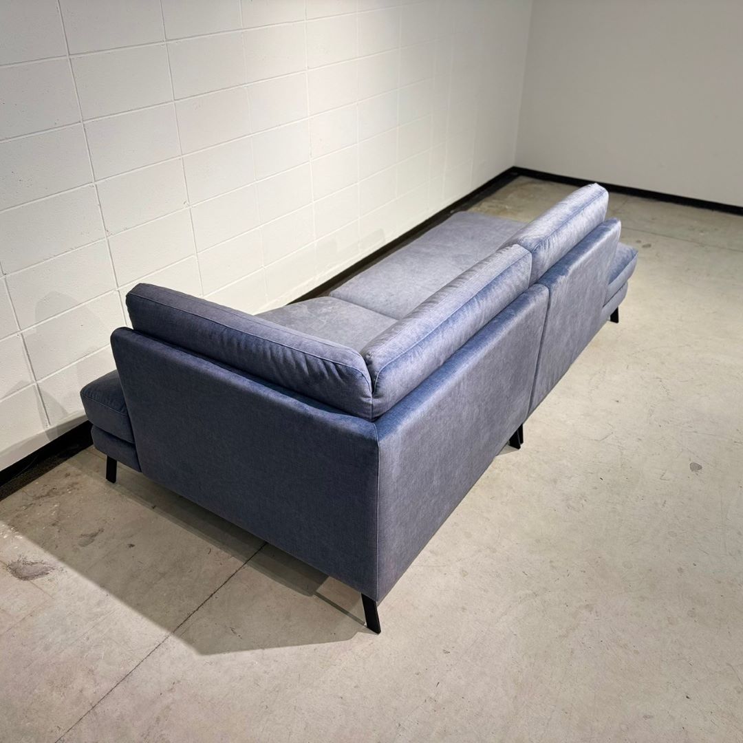 NATUZZI EDITIONS】シェーズロングソファ C248 ファブリック/スチール