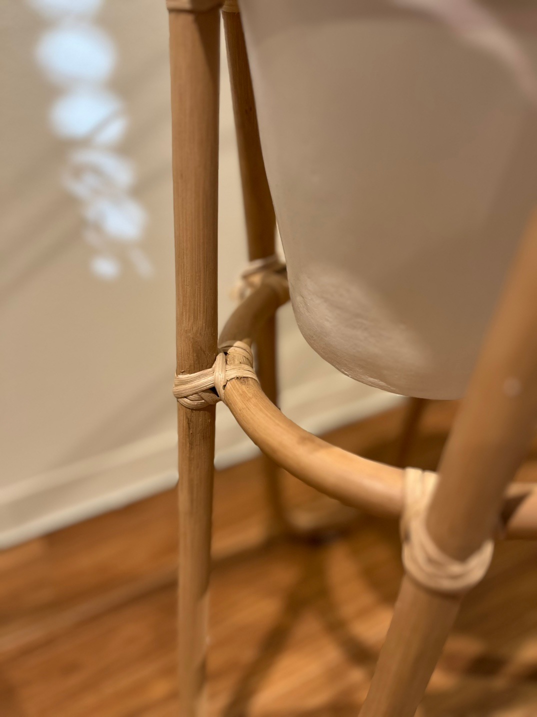 【ELEMENTS CONCEPT】Stand with Pot Oasis（オアシス） Natural Small　　ラタン/テラコッタ　ジャパンディ