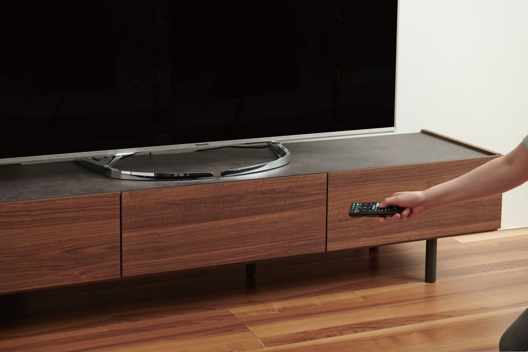 ローボード　WV-240　幅240cm　リモコン操作可能扉　ロースタイルTVボード　ウォールナット・シルキーアッシュ・ラスティックオーク・ラスターオーク・ラスターベージュ