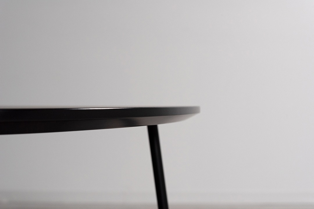 いちご様テーブル Strawberry embroidery いちご テーブルセンター 約30×45cm