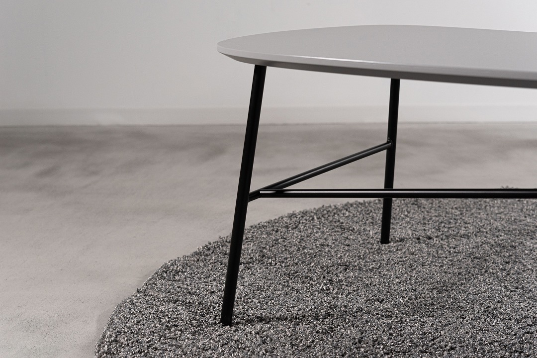 リビングテーブル　form　F3-117/F3-118　マリーズテーブル　三角形型　グレー色・ブラック色　ネストテーブル