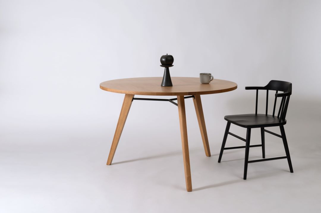 円形ダイニングテーブル　form　F6-101　バジルテーブル　オーク材/ナチュラル色・ブラウン色