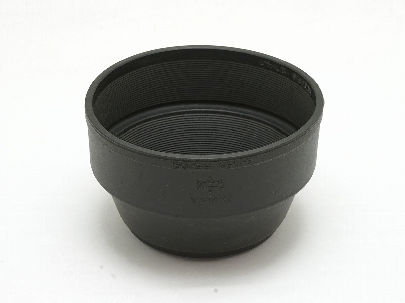 美品 MAMIYA マミヤ N 80mm F4 L レンズフード付き Mamiya(マミヤ) 150/5.6、250/8 ラバーレンズフード (0NAC-2473