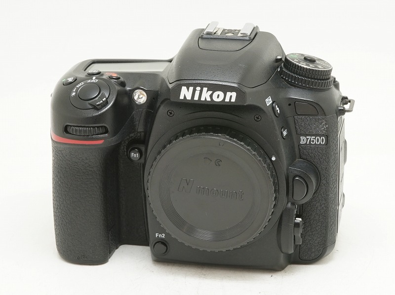 【新品級の超美品 4391ショット・付属品完備】Nikon ニコン D7500