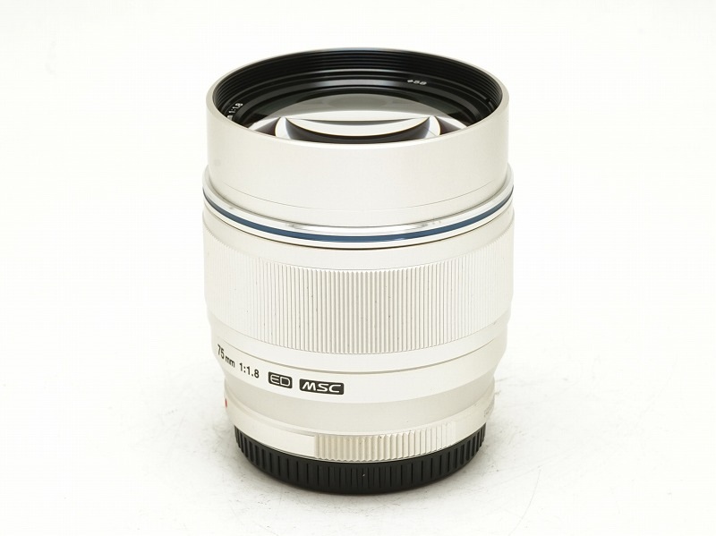 OLYMPUS(�����ѥ�)��M.ZUIKO DIGITAL ED 75mm F1.8 ����С���(NJ-7314)