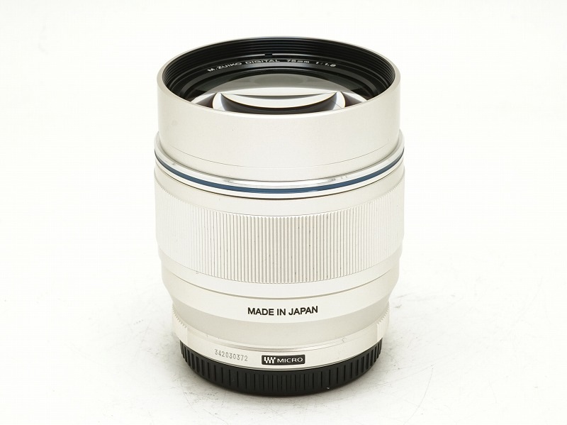 OLYMPUS(�����ѥ�)��M.ZUIKO DIGITAL ED 75mm F1.8 ����С���(NJ-7314)