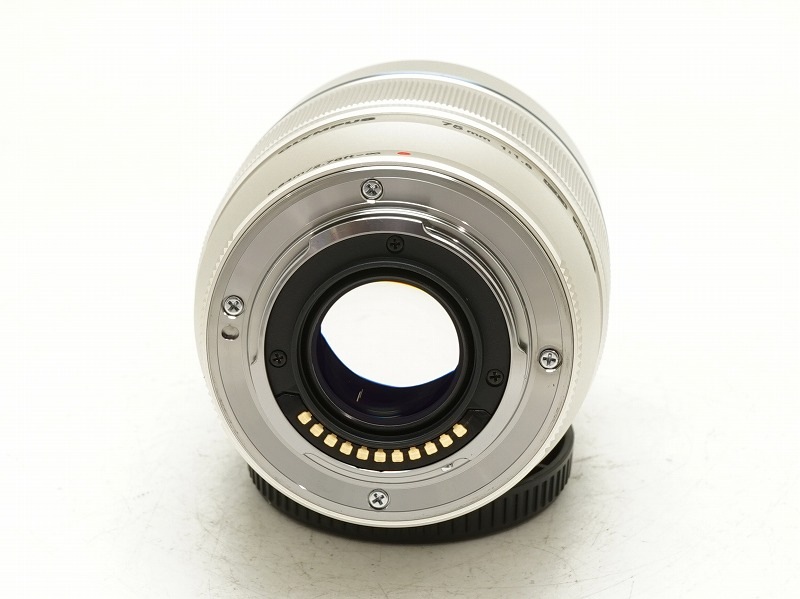 OLYMPUS(�����ѥ�)��M.ZUIKO DIGITAL ED 75mm F1.8 ����С���(NJ-7314)