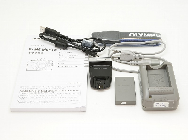 OLYMPUS(�����ѥ�)��OM-D E-M5 Mark III��(NJ-7410)