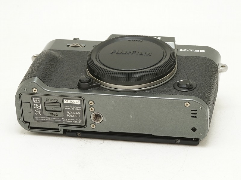 FUJIFILM(�ե��ե����)��X-T30 ���㥳���륷��С���(NJ-7719)
