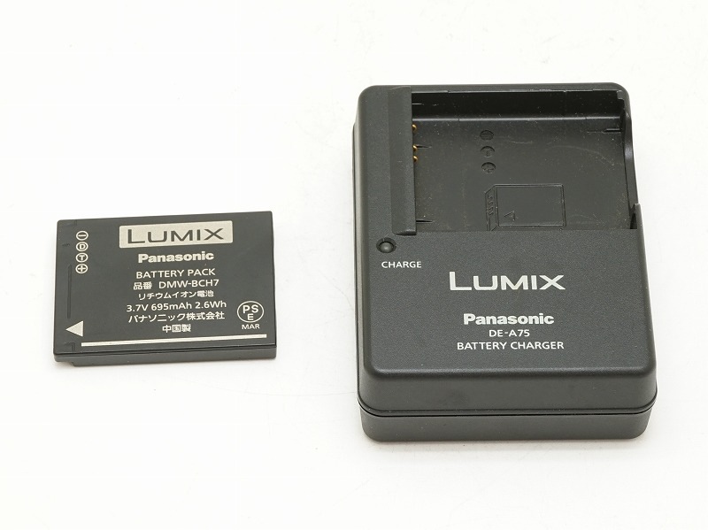 �ڰ�����Panasonic(�ѥʥ��˥å�)��LUMIX DMC-FP1��(NI-4297)