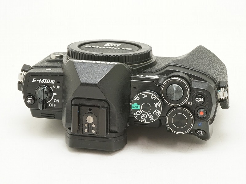 OLYMPUS(�����ѥ�)��OM-D E-M10 Mark III �֥�å���(NJ-7624)