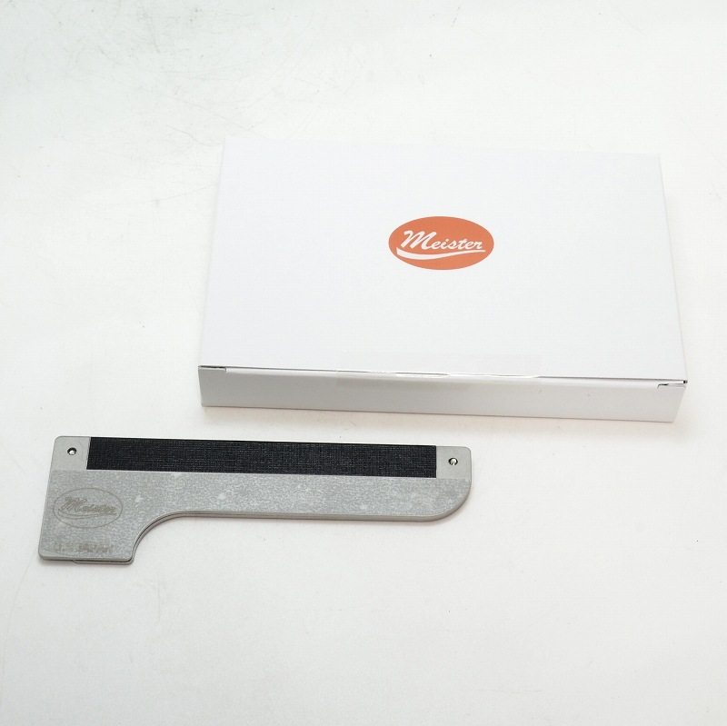 UN(�桼����)�� �Х�ʥå��饤���ѥե���५�å��������� (UNX-8624)