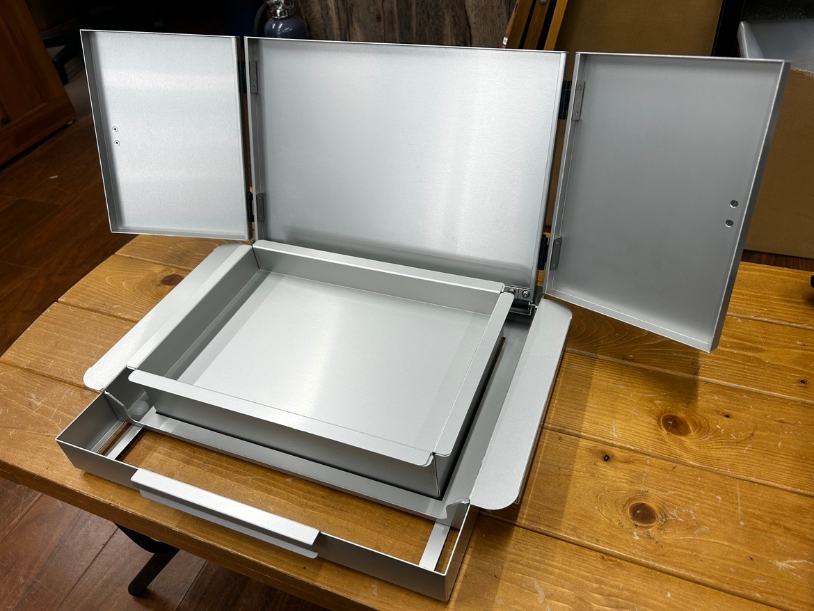 �ǥ����ȥ���ʡ��١����ȥ쥤