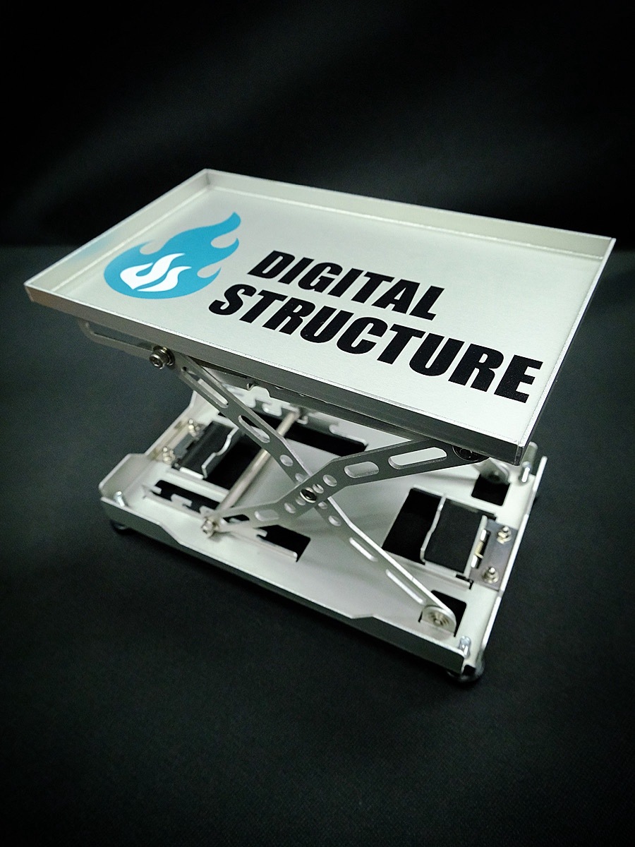 DS�ե�����ǥ��󥰥ơ��֥�