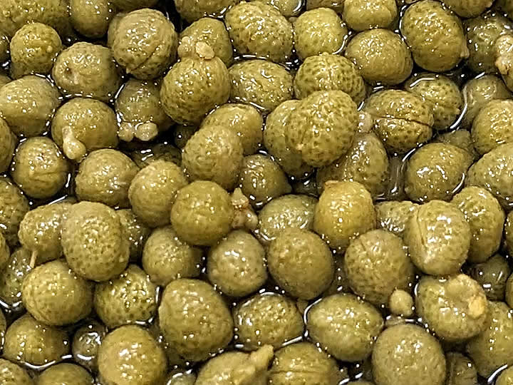 実山椒の水煮 瓶入り（無着色、国産） | 飲料・調味料,調味料