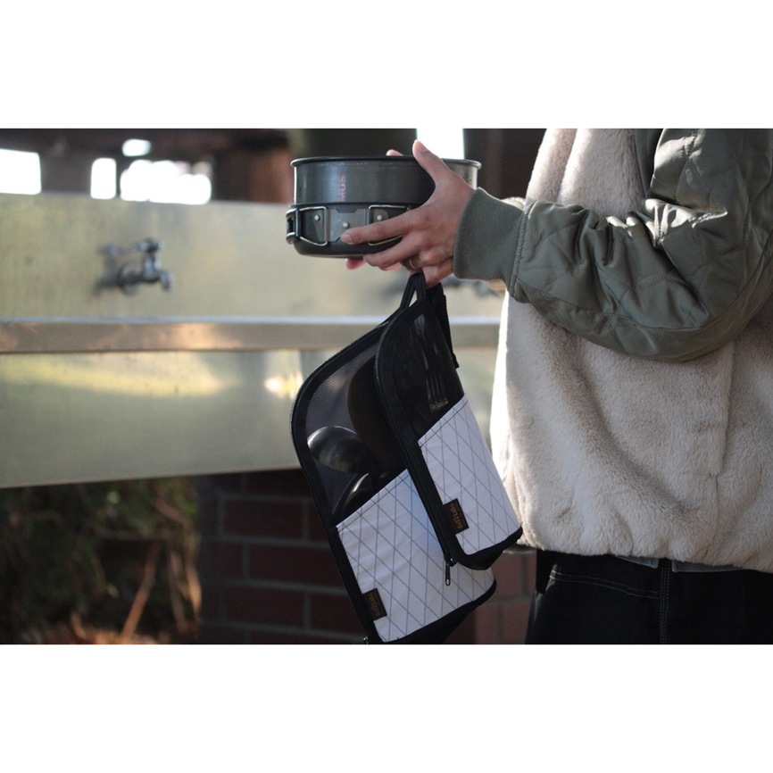 Dry mesh Cutlery case