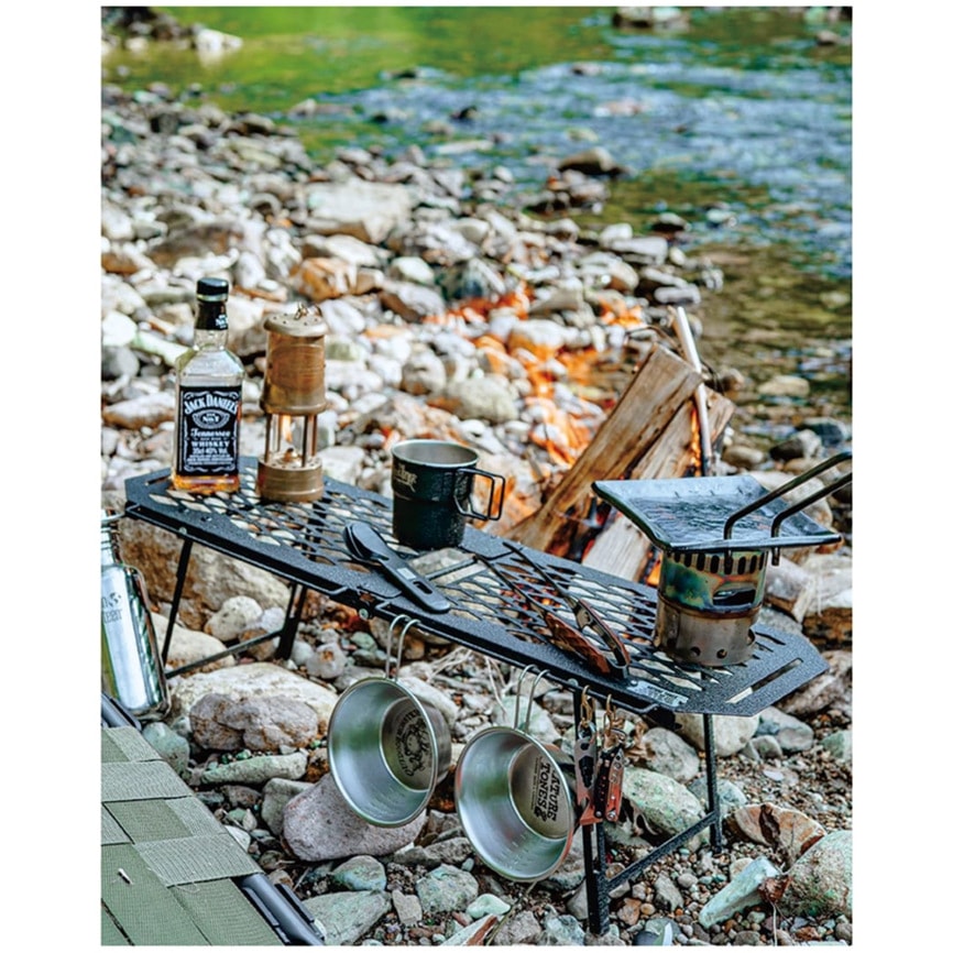 THE HALF FOLD MINI TABLE