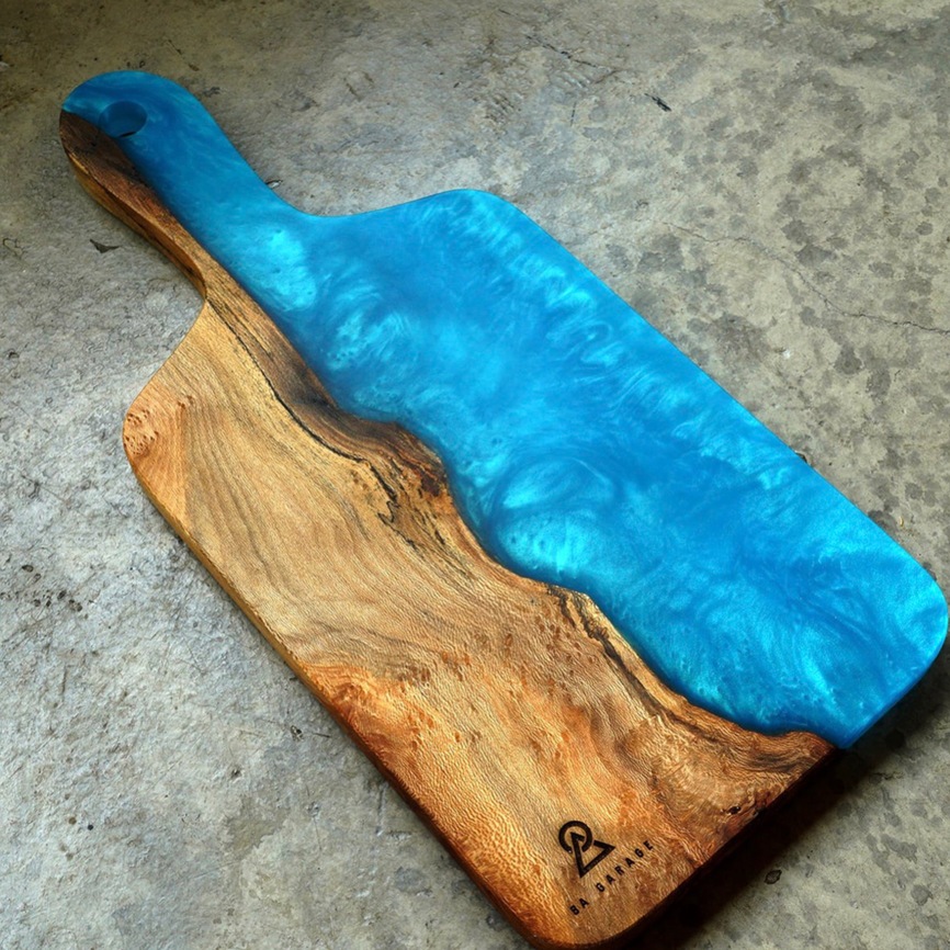 Resin Cutting Board「Megas」