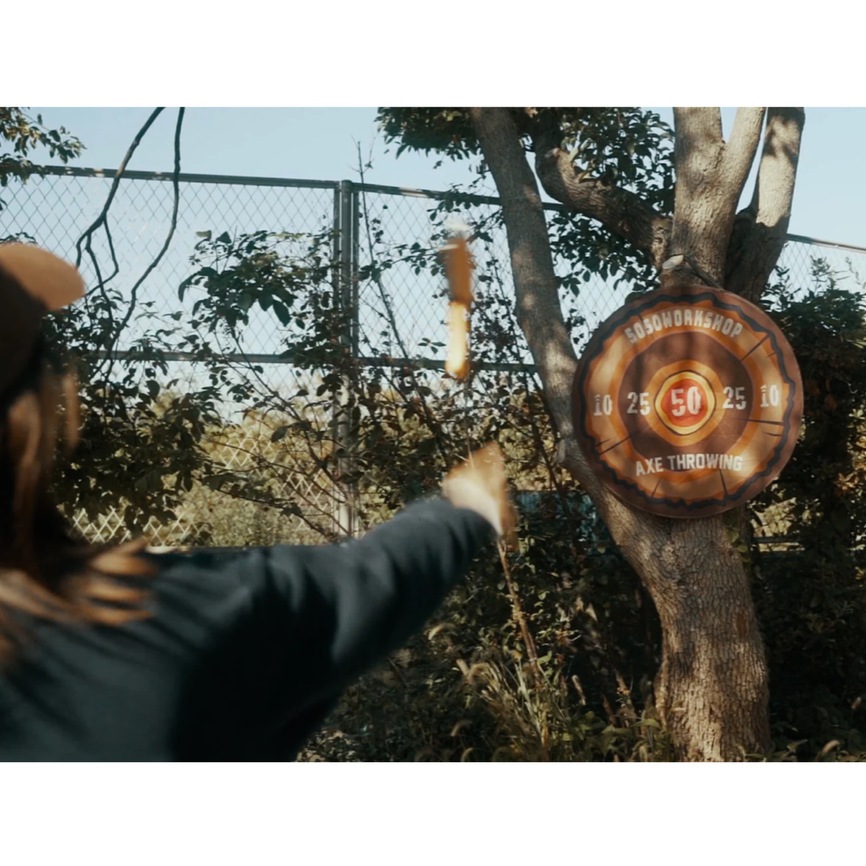 AXE THROWING