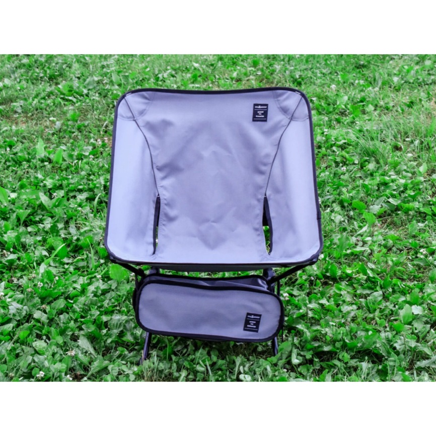 COMPACT FOLDING CHAIR