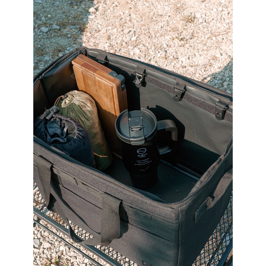 ストロー付きタンブラー