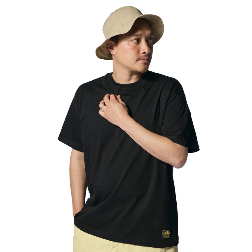 お酒マンTシャツ　ビッグアウトドアTシャツ ブラック