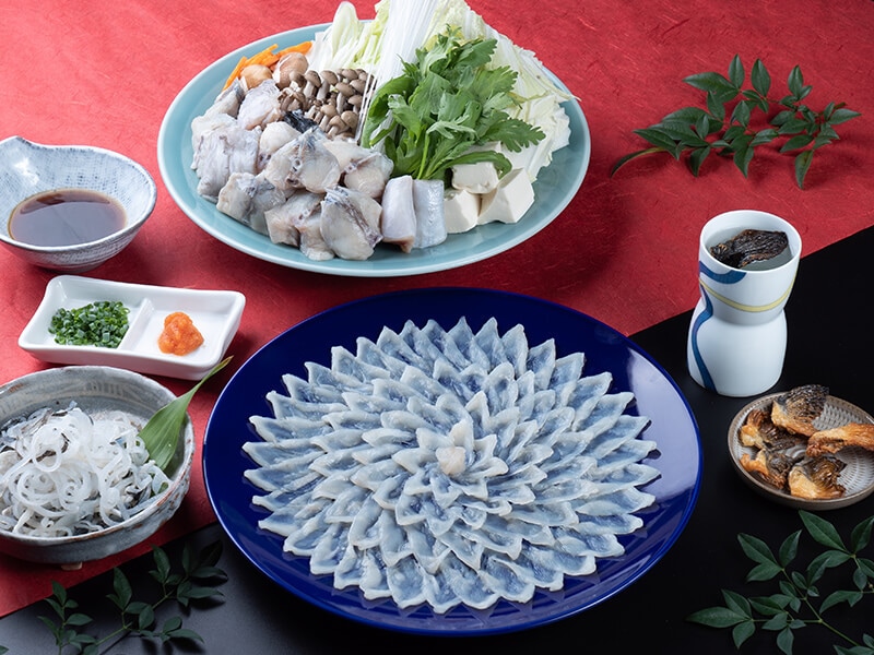 贈り福】とらふぐ料理フルコース（30cm陶器皿・3～4人前） ｜ふぐ専門