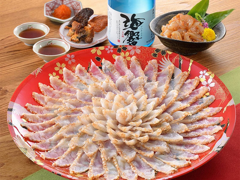 愛知 ふく専門店「福べ」とらふぐ刺身と明太子 レビューで10％OFF ふぐ 本場のとらふぐ刺し 「化粧箱入りふくセット仙崎／超冷