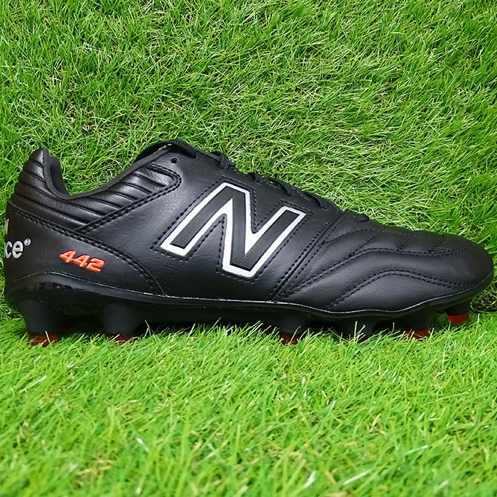 新品タグ付きNew Balance 442 ブラック サッカースパイク　27㎝ 新品タグ付きNew Balance 442 ブラック サッカースパイク 27㎝ 【公式