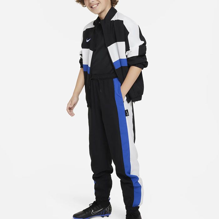 ナイキ ジュニア トラックスーツ NIKE 【サッカー・フットサル】 ウェア ジャージ Jr キッズ トップス ロングパンツ 上下セット (FN8391-010)