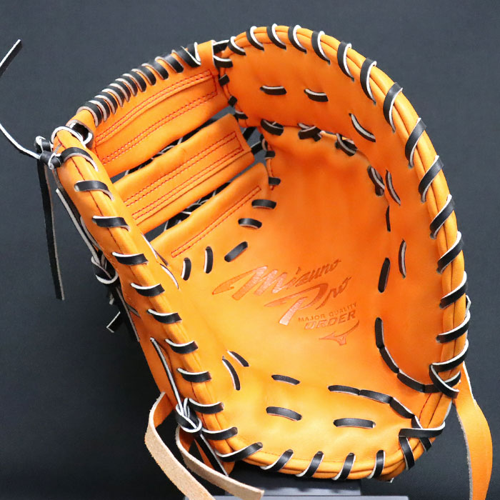ミズノプロ キップレザー 硬式用 内野手用 グローブ 大山悠輔型 阪神タイガース 000000024673_1_HSaLZcW.jpg