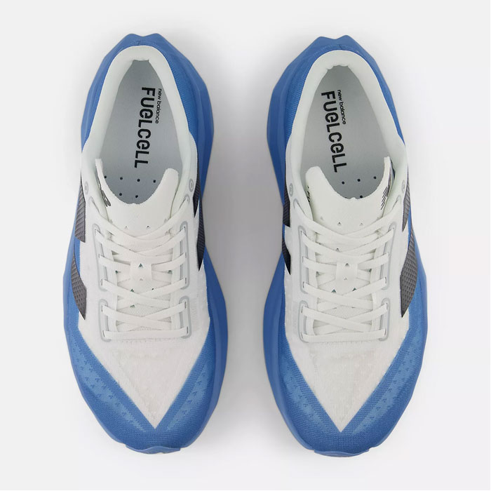 野球 ニューバランス ランニングシューズ FuelCell Rebel v4