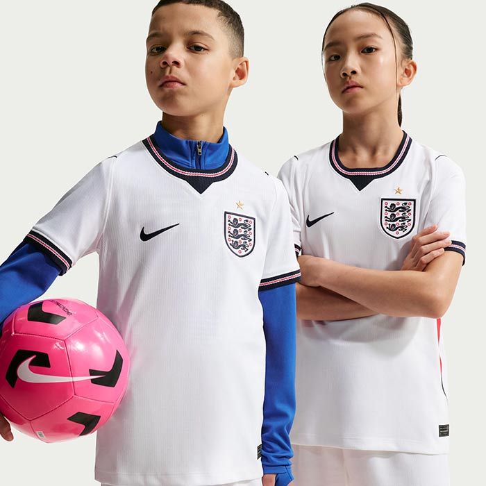 ナイキ ジュニア イングランド 2026 ホーム レプリカ ユニフォーム NIKE サッカー シャツ 半袖 キッズ 子供 (IB5111-100)