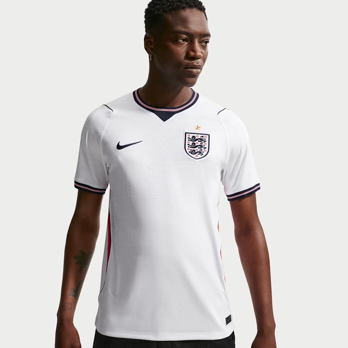 ナイキ イングランド 2026 スタジアム ホーム レプリカ ユニフォーム NIKE サッカー シャツ 半袖 大人 メンズ  (IB5290-100)