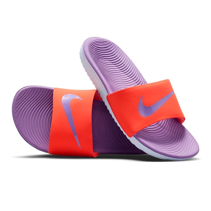 ナイキ カワ キッズ スライド GS/PS NIKE サンダル シャワーサンダル スポーツサンダル スポーツ カジュアル ジュニア 子供 ターフオレンジ/ブルーティント/ブライトバイオレット (FJ8812-802)
