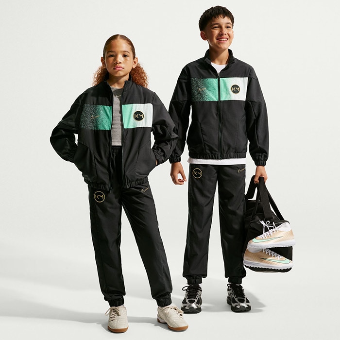ナイキ ジュニア KM トラックスーツ ウーヴン FZ NIKE キリアン エムバペ サッカー フットサル ジャケット 長袖 ロングパンツ 上下セット セットアップ トレーニングウェア キッズ 子供 (IQ5798-010)