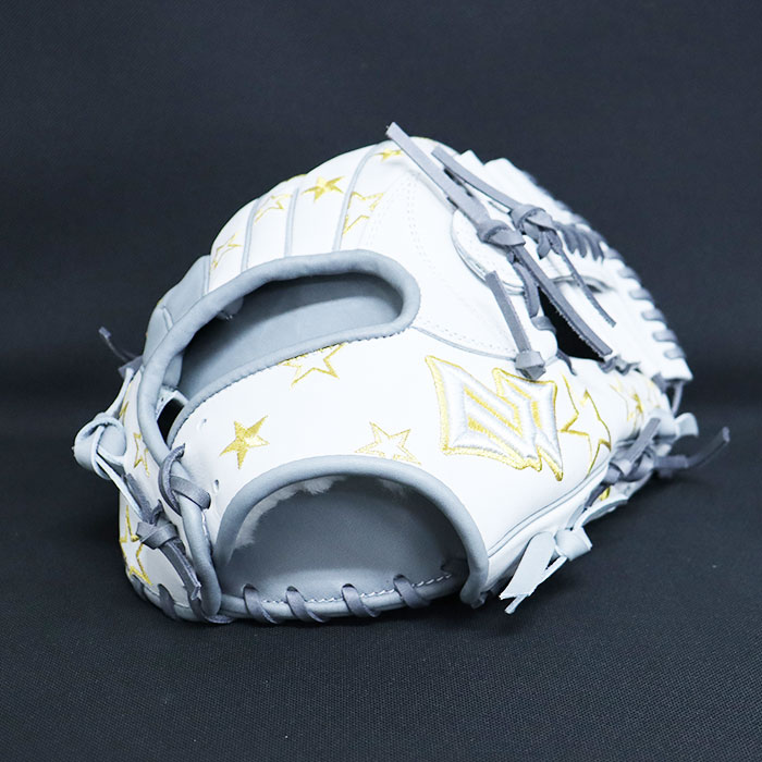 Niina 投手用グローブ Niina 投手用グローブ Niina 投手用グローブ（軟式 カラーグラブの人気