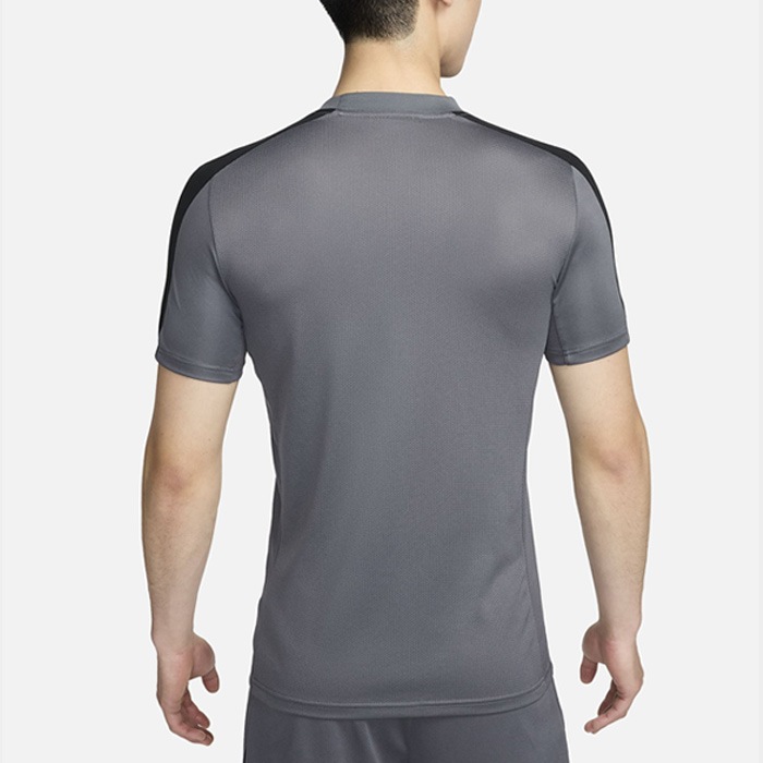 NIKE - NIKE F.C.  プラクティスシャツ＆ショートパンツ 000000023293_1_zfJ5Tmf.jpg