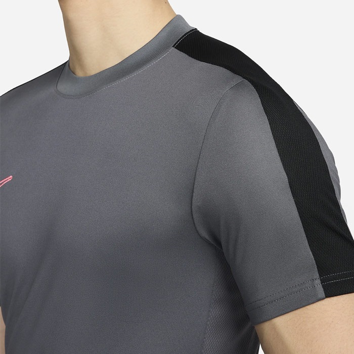ナイキ Dri-FIT アカデミー サッカートップ ショートパンツ NIKE