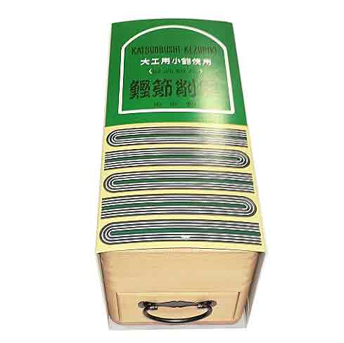 美品　鰹節削器 東京製 【宗近 】かつ箱 かつお節削り 鰹節削り　刃幅46ミリ 楽天市場】鰹節削器 東京製 宗近 かつ箱 かつお節削り 鰹節削り
