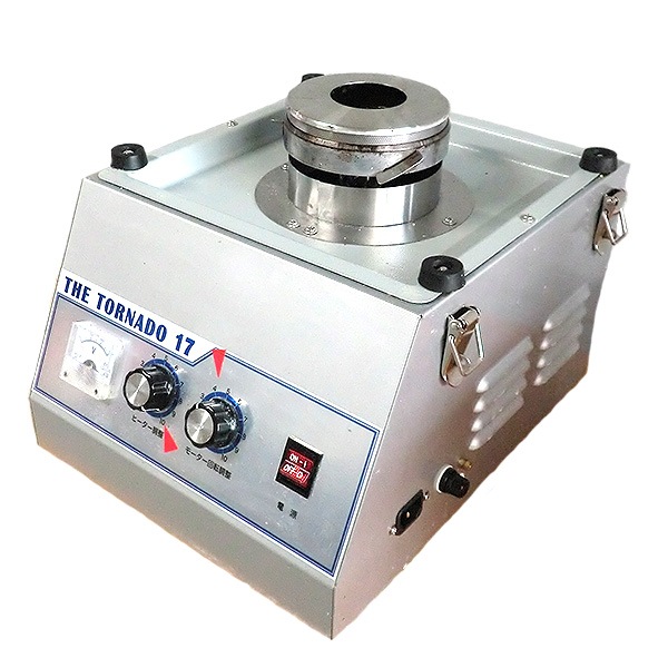 �ȥ�͡����ʲۻ� TR-17 ������