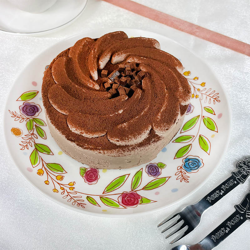 新品未使用　ベコちゃん デザートケーキ 送料無料】糖質オフチョコ生ケーキと「ペコちゃんプレート」「ペコ