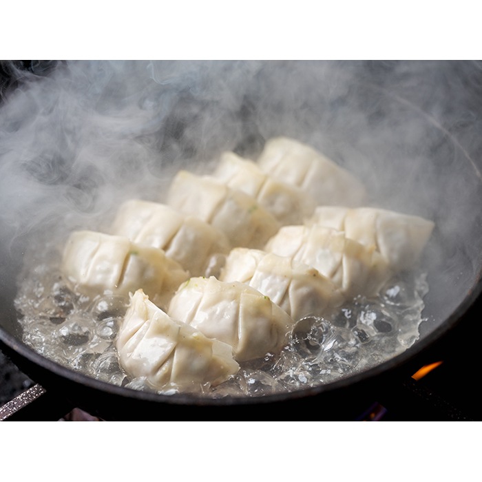 【お中元プレミアムグルメセット】 香月餃子チョイスセット （にんにく入り薄皮餃子 36個×2P） 【商品番号 A9】