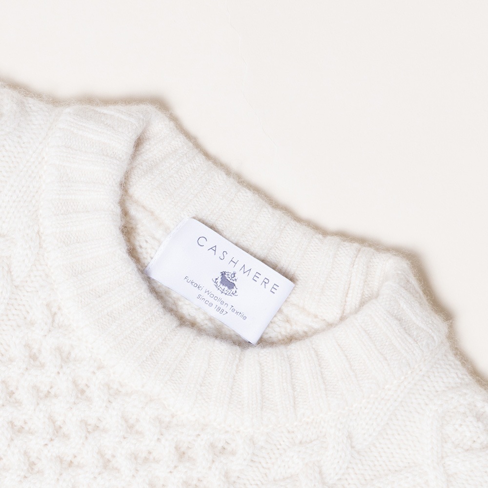 カシミヤ１００％　クラシックアランクルーネック