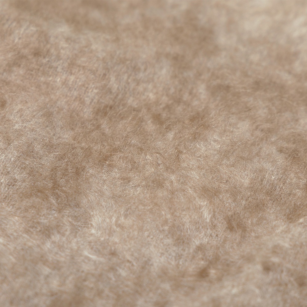 カシミヤ１００％　ファー加工クルーネック