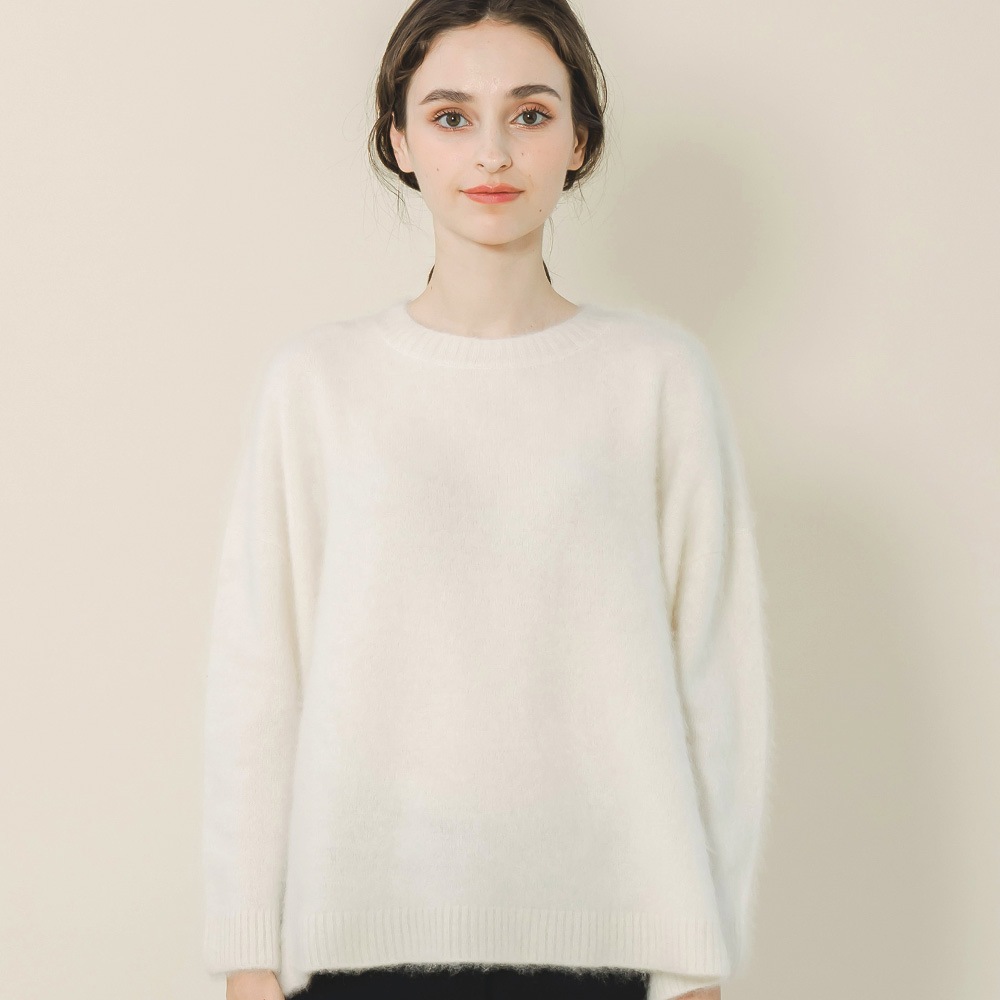 カシミヤ１００％　ファー加工クルーネック