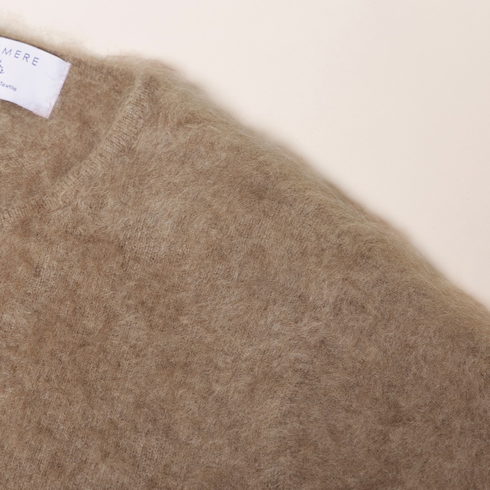 カシミヤ１００％　ファー加工カーディガン