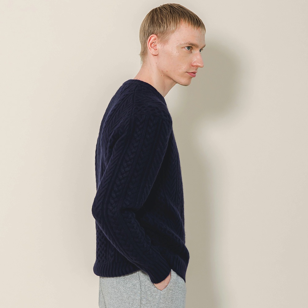 カシミヤ１００％　クラシックアランクルーネック